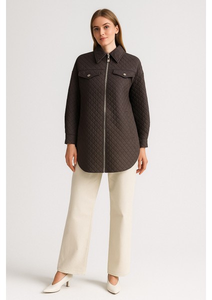 53006 Önden Fermuarlı Göğüsü Cep Kapakçık Görünümlü Kapitone Kısa Ceket #10-25#