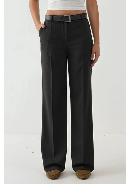 Kadın Viskon Karışımlı Straight Leg Pantolon Siyah