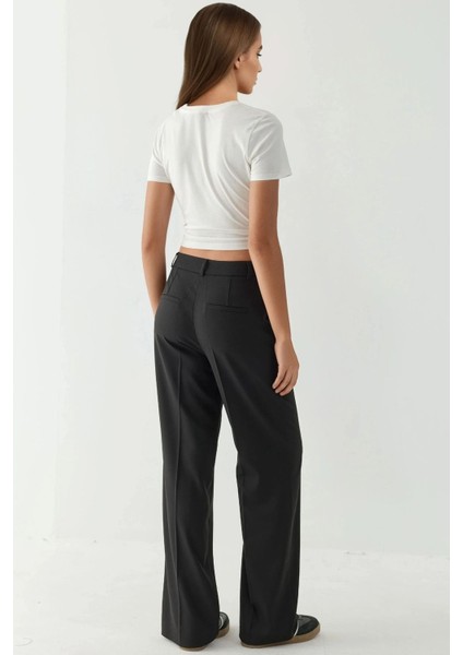 Kadın Viskon Karışımlı Straight Leg Pantolon Siyah fırsatları