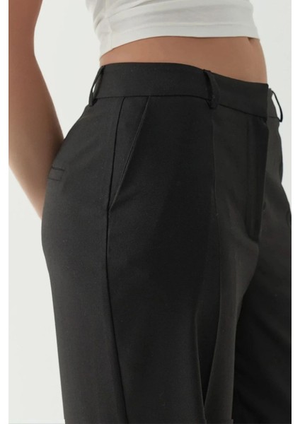 Kadın Viskon Karışımlı Straight Leg Pantolon Siyah indirimleri