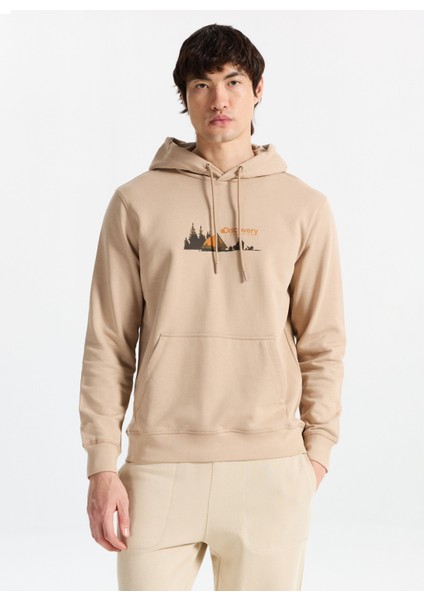 D5WM-SWT3851 Açık Kahve Kapüşon Yaka Relaxed Baskılı Erkek Sweatshırt