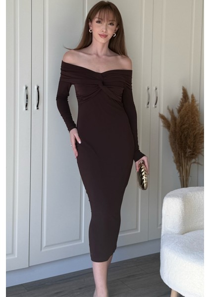 Omuz Detaylı Vücudu Saran Midi Kahverengi Elbise fiyatları