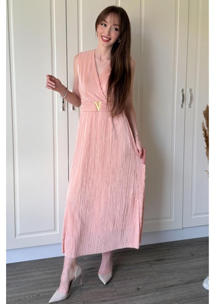 Kruvaze Yaka Krinkıl Midi Tokalı Pudra Elbise