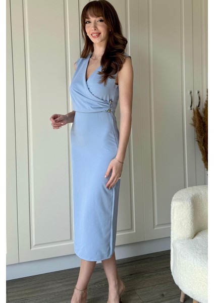 Drapeli Aksesuarlı Mavi Midi Elbise