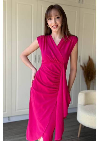 Fırfır Detaylı Kruvaze Yaka Midi Pembe Elbise