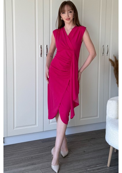 Fırfır Detaylı Kruvaze Yaka Midi Pembe Elbise