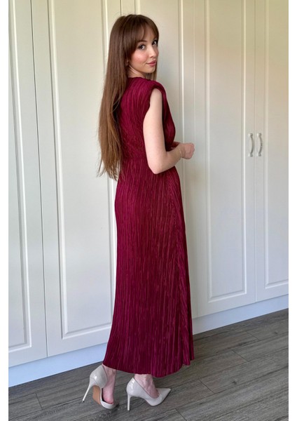 Vatkalı Krinkıl Midi Bel Detaylı Bordo Elbise