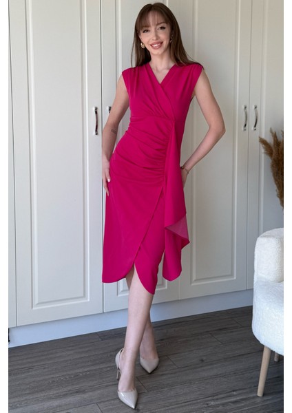 Fırfır Detaylı Kruvaze Yaka Midi Pembe Elbise fırsatları