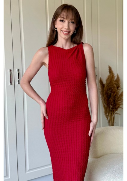 Gofre Kumaş Kolsuz Midi Bordo Drapeli Elbise fırsatları