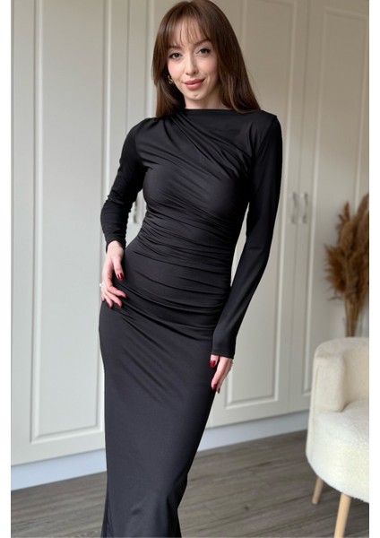 Zarif Drapeli Uzun Kollu Midi Siyah Elbise
