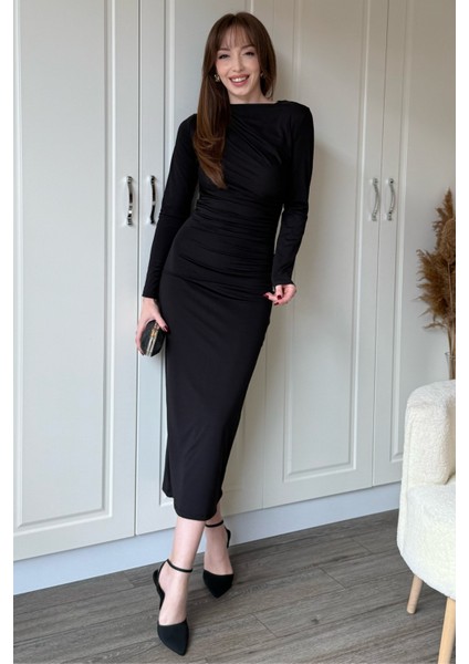 Zarif Drapeli Uzun Kollu Midi Siyah Elbise