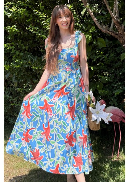 Sırt Detaylı Mavi Desenli Midi Elbise indirimleri