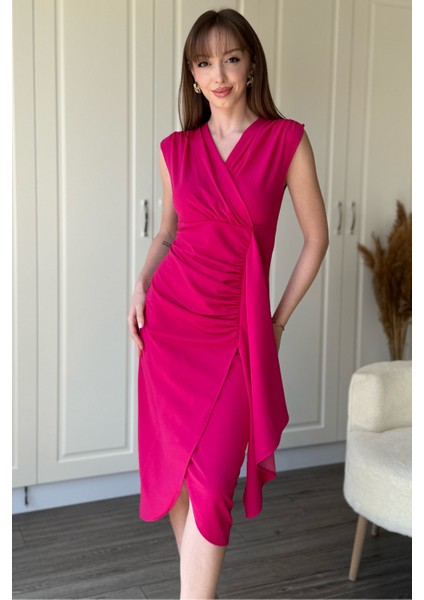 Fırfır Detaylı Kruvaze Yaka Midi Pembe Elbise