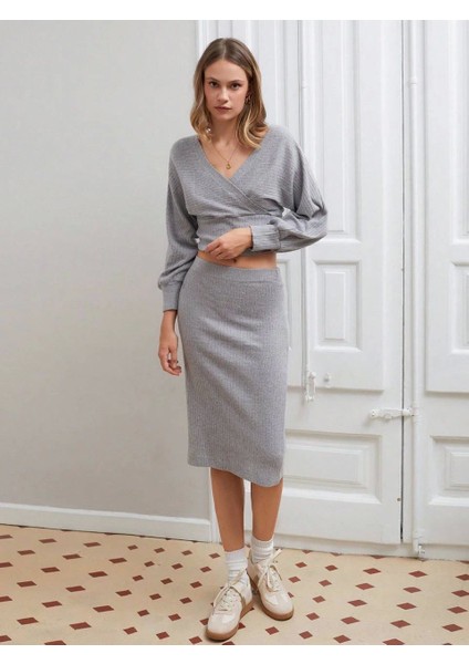 Kruvaze Şardonlu Etekli Takım Gri indirimleri