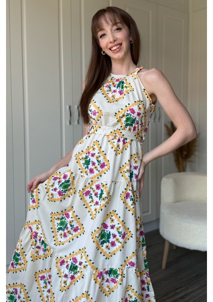 Halter Yaka Çiçekli Midi Elbise