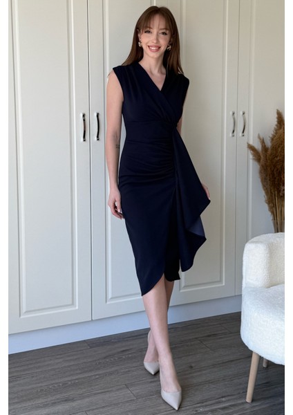 Fırfır Detaylı Kruvaze Yaka Midi Lacivert Elbise