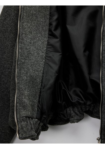 Dik Yaka Uzun Kollu Cepli Fermuarlı Oversize Bomber Ceket fırsatları