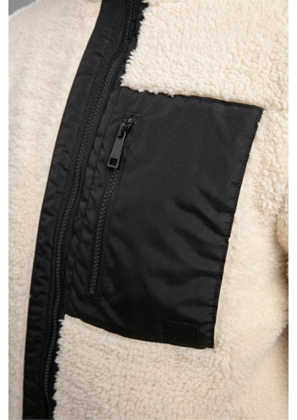 Regular Fit Dik Yaka Peluş Mont Erkek Mont 261 Lcm 232010 1301 indirimleri