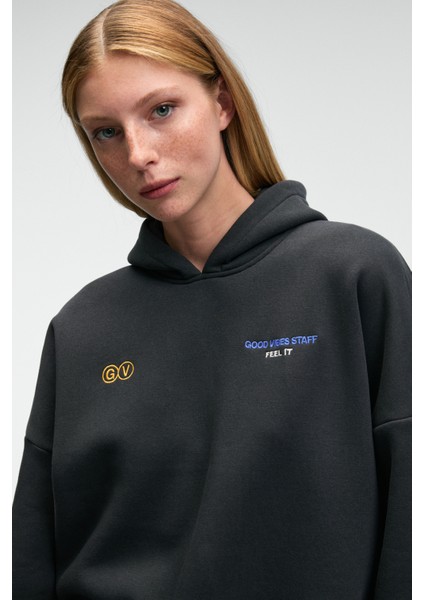 Luxe Kadın Renk Nakışlı ve Arkası Baskı Detaylı Kapüşonlu Antrasit Sweatshirt fiyatları