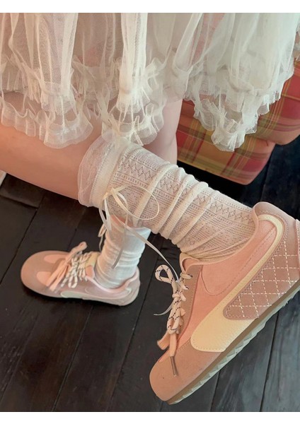 Yazlık Ince Tek Renk Eli Çorap, Nefes Alabilen Kadın Çorabı, Orta Boy Zayıflatan Jk Tipi Çorap, Kısa Çorap, Fiyonklu Baskılı Çorap, Kadın (Yurt Dışından) modelleri