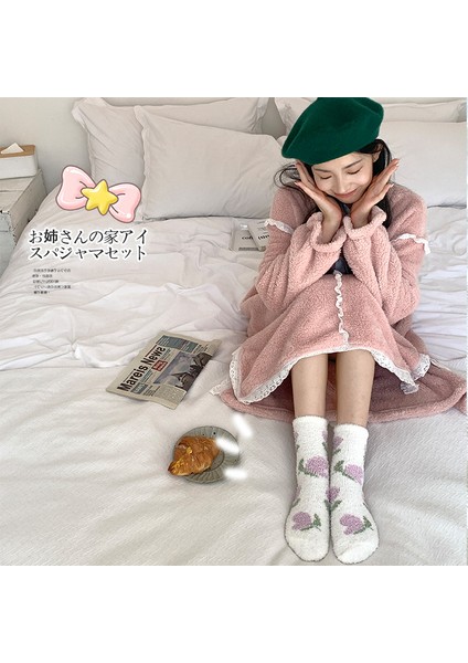 Kadın Karikatür Peluş Çorap (Yurt Dışından) fırsatları