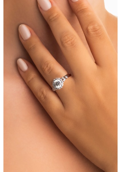 Görkemli Mozanit 18 Ayar Beyaz Altın Kaplama Ayarlanabilir Gümüş Yüzük fiyatları