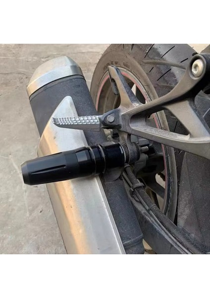 Evrensel Motosiklet Crash Pedleri Egzoz Kaydırıcılar Crash Koruyucu Aksesuarları ile 8mm 10MM Cıvata Alüminyum (Yurt Dışından) fırsatları