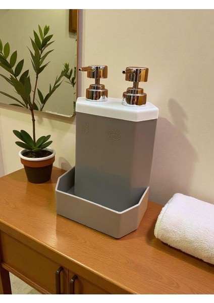 Çift Bölmeli Gri Sıvı Sabunluk – Krom Başlıklı | Sabun ve Deterjanlık, Modern Tasarım modelleri