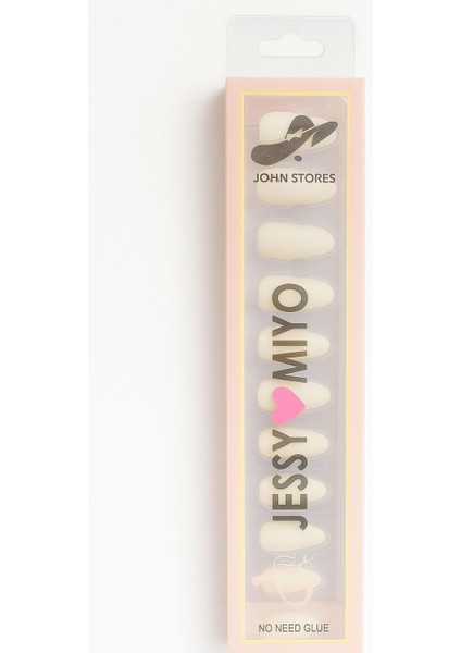 Mat Nude Renk Takma Tırnak Seti (Yapıştırıcılı) fiyatları