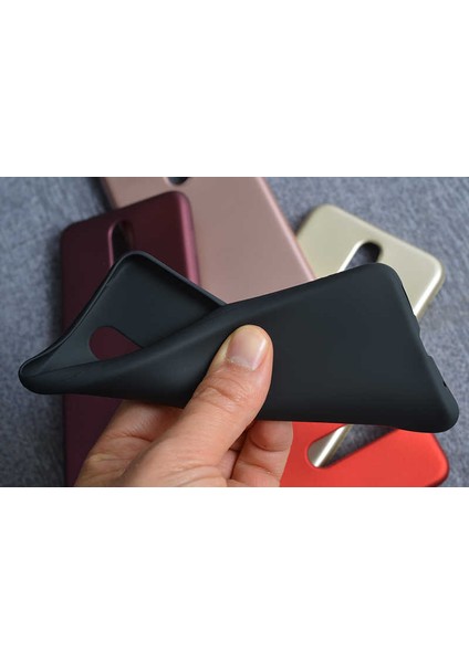 Redmi 7A Kılıf Esnek Yapılı First Silikon Kapak fırsatları