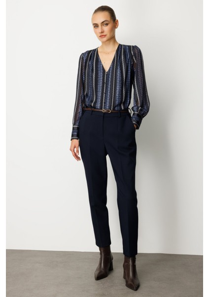 Beli Kemerli Dar Paça Pantolon Siyah