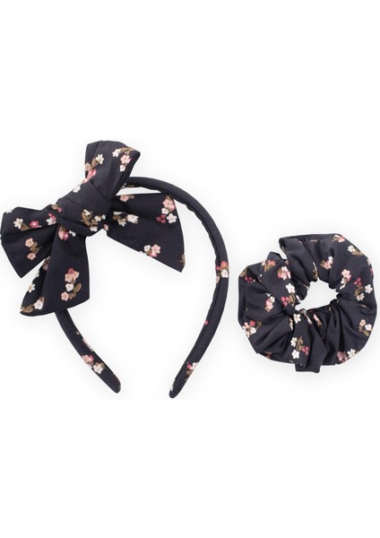Taç Fiyoklu Lastikli Toka Seti Lacivert Çiçekli