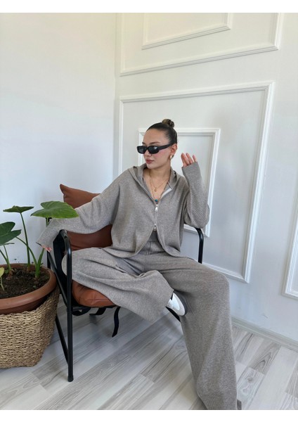 Kadın Fermuarlı Pantolon Triko Takım Bej modelleri