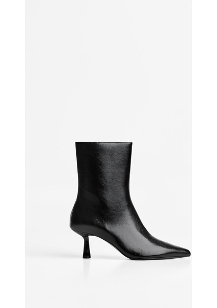 Kısa Sivri Topuklu Bot modelleri