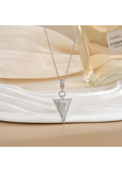 Yeni Kadın Yıldızlar ve Ay Köprücük Kemiği Zinciri Titanyum Çelik Renk Kaybetmez Çok Yönlü Kişilik Tasarım Duygusu Boyun Zinciri Hafif Lüks Stil (Yurt Dışından)