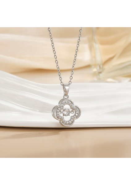 Yeni Basit Titanyum Çelik Kolye Kadın 18K Gül Altın Dört Yapraklı Yonca Kolye Ins Gelgit Net Kırmızı Patlama Modelleri Köprücük Kemiği Zinciri (Yurt Dışından)