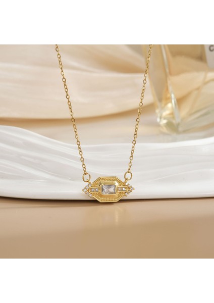 Yeni Kadın Yıldızlar ve Ay Köprücük Kemiği Zinciri Titanyum Çelik Renk Kaybetmez Çok Yönlü Kişilik Tasarım Duygusu Boyun Zinciri Hafif Lüks Stil (Yurt Dışından)