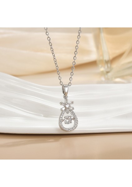 Yeni Basit Titanyum Çelik Kolye Kadın 18K Gül Altın Dört Yapraklı Yonca Kolye Ins Gelgit Net Kırmızı Patlama Modelleri Köprücük Kemiği Zinciri (Yurt Dışından)