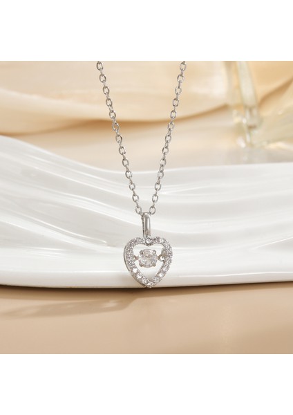 Yeni Basit Titanyum Çelik Kolye Kadın 18K Gül Altın Dört Yapraklı Yonca Kolye Ins Gelgit Net Kırmızı Patlama Modelleri Köprücük Kemiği Zinciri (Yurt Dışından)