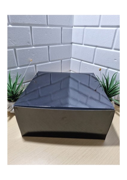 Pasta Kutusu 28X28X13 cm Ebat Siyah Renk 1 Adet Gelecek fırsatları