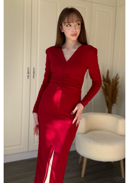 Vatkalı Beli Drapeli Önü Yırtmaçlı Midi Kırmızı Elbise