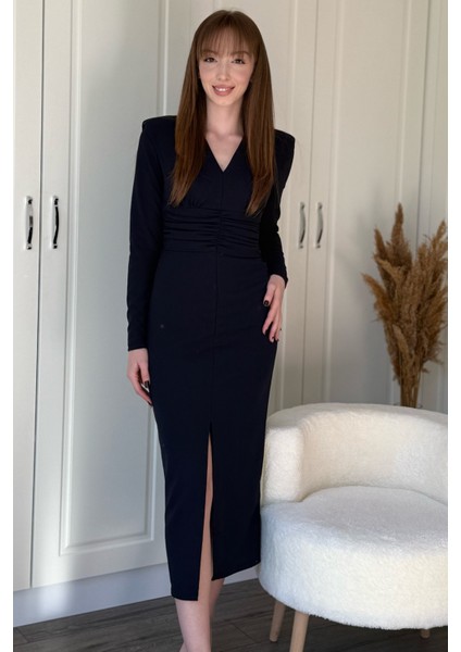 Vatkalı Beli Drapeli Önü Yırtmaçlı Midi Lacivert Elbise fırsatları