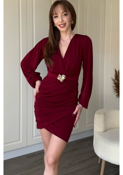 Balon Uzun Kollu Aksesuar Detaylı Kemerli Mini V Yaka Bordo Elbise
