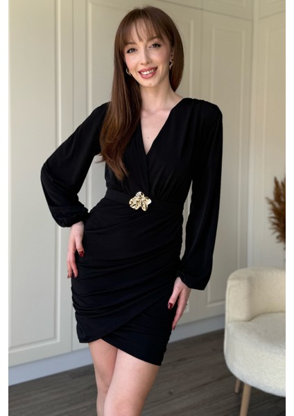 Balon Uzun Kollu Aksesuar Detaylı Kemerli Mini V Yaka Siyah Elbise