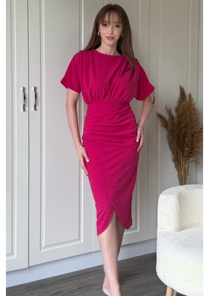 Kısa Kollu Şık Önü Yırtmaçlı Pembe Midi Elbise indirimleri