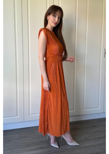 Vatkalı Krinkıl Midi Bel Detaylı Turuncu Elbise