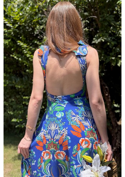 Sırt Detaylı Lacivert Desenli Midi Elbise