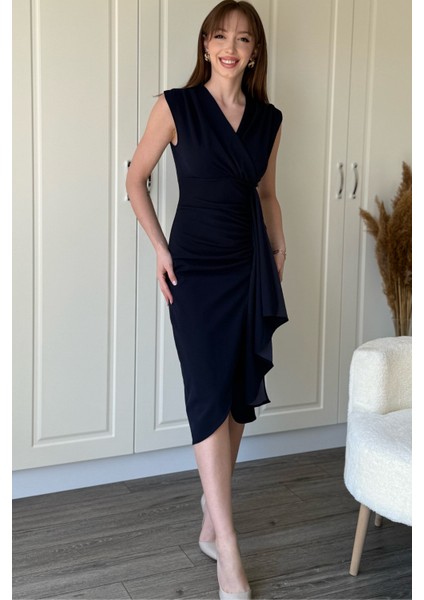 Fırfır Detaylı Kruvaze Yaka Midi Lacivert Elbise