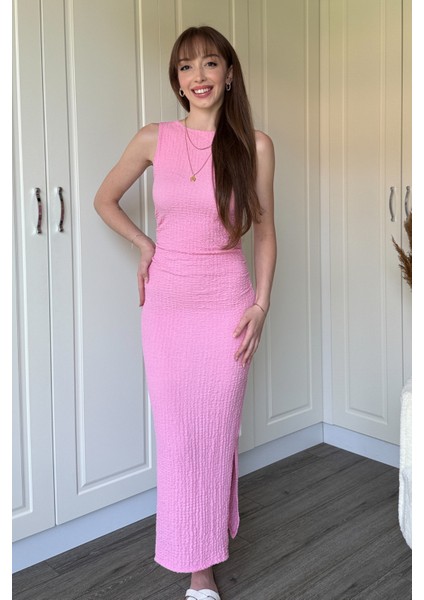 Gofre Kumaş Pembe Midi Elbise fiyatları