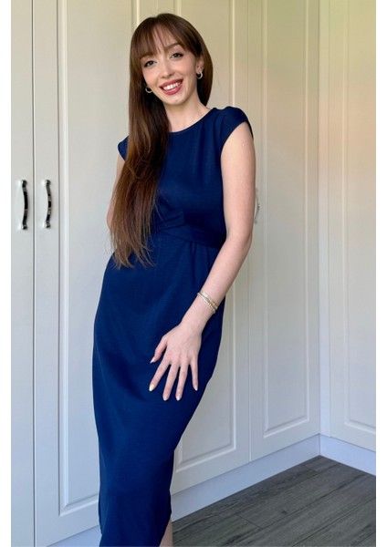 Önden Bağlamalı Lacivert Midi Modal Elbise